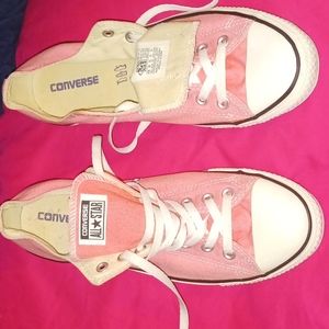 Pink converse unisex all star chucks gym shoes size 10(men) 12(women)